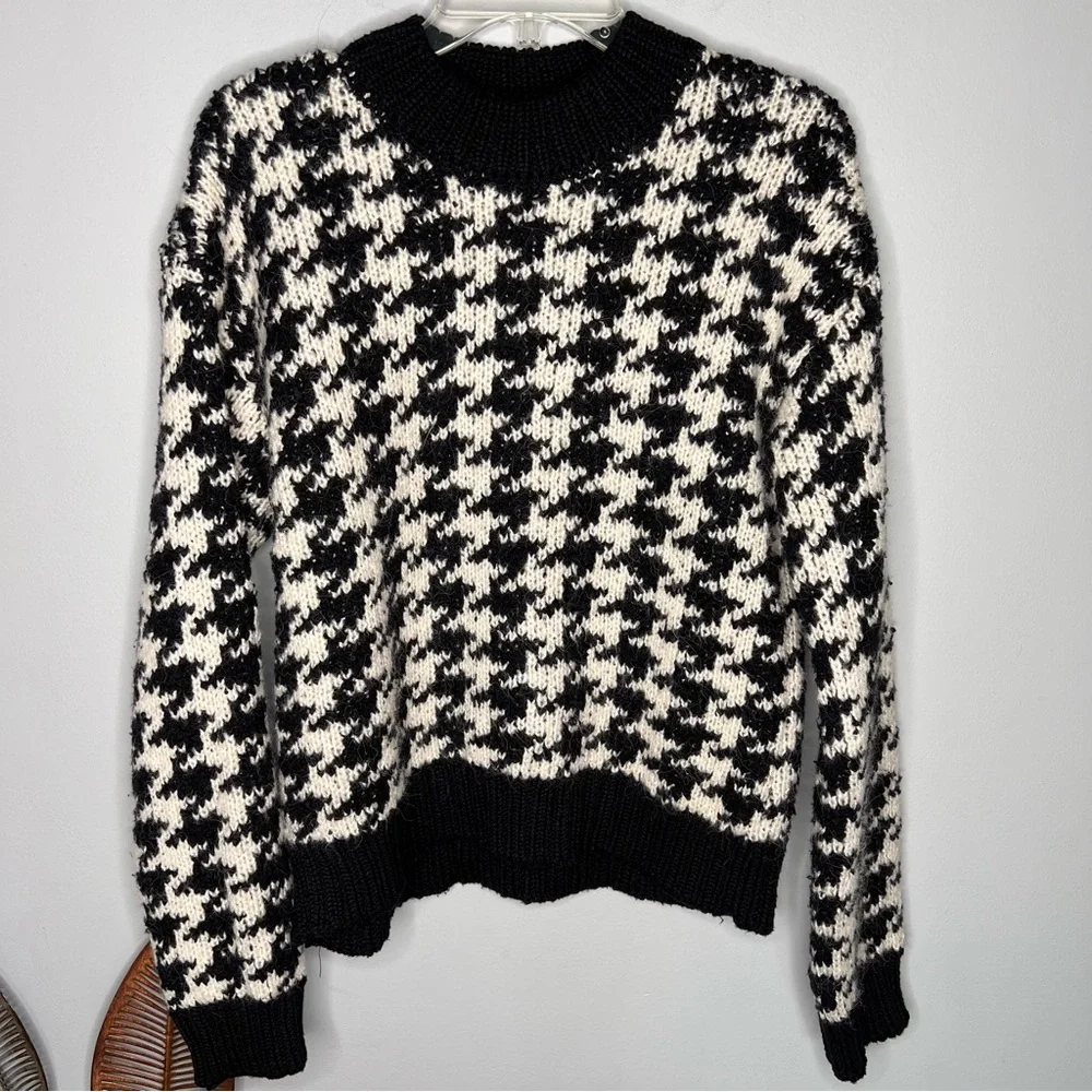 MM Zara Houndstooth chunky knit‎ sweater